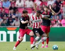 赛前里尔回应争议——荷甲节点到来;底气十足;临场指挥获称赞的简单介绍 赛前里尔回应争议——荷甲节点到来;底气十足;临场指挥获称赞的简单介绍